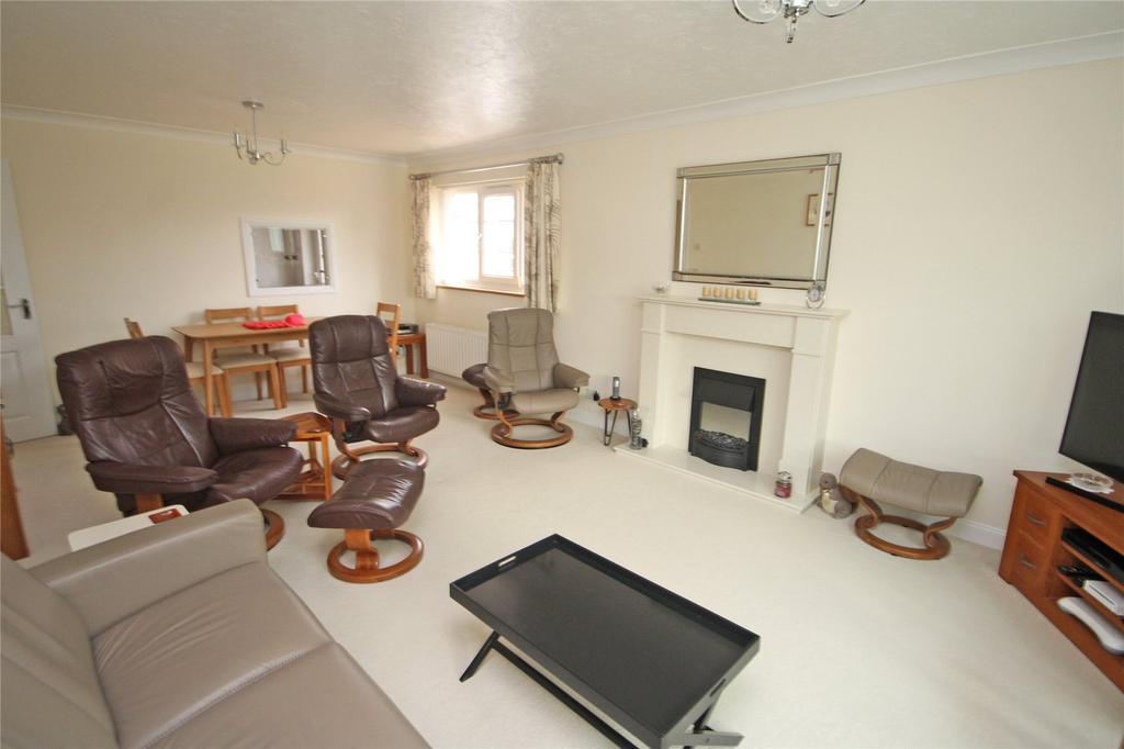Highlands Road, Barton on Sea, New... 4 bed bungalow £799,950