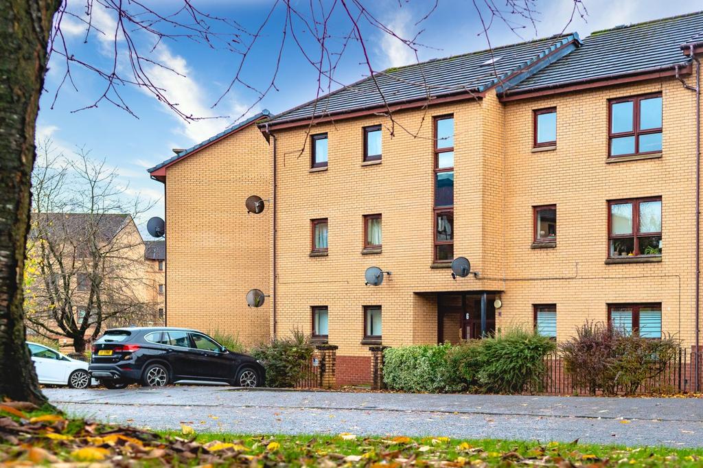 Hopehill Gardens, Flat 2/2, Maryhill, Glasgow, G20 7JR 2 bed flat for