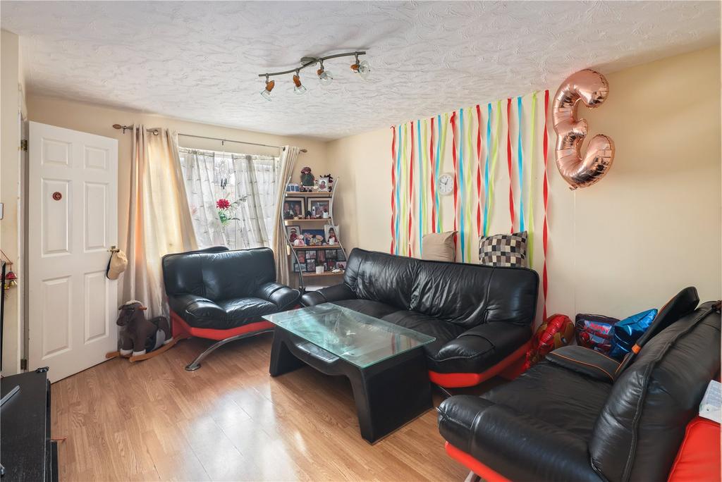 House in London - View 2