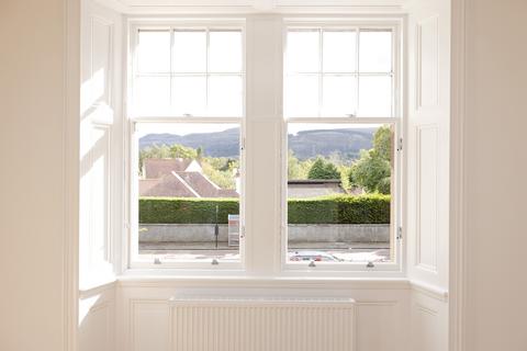 Flat 4, 432 Lanark Road, Kingsknowe, Edinburgh, EH13 0NJ