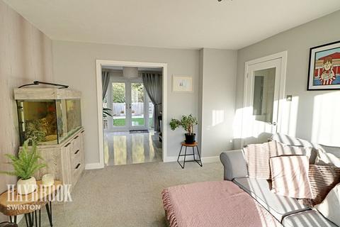 2 Glebe Close, Swinton, Mexborough, S64 8LN