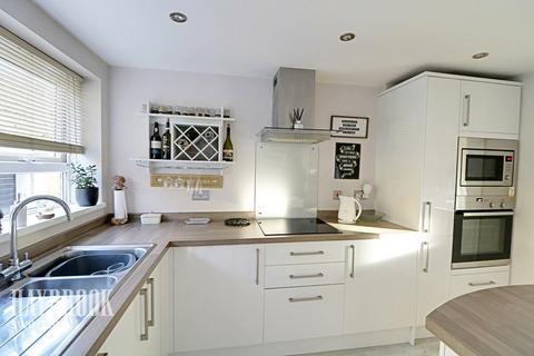 2 Glebe Close, Swinton, Mexborough, S64 8LN