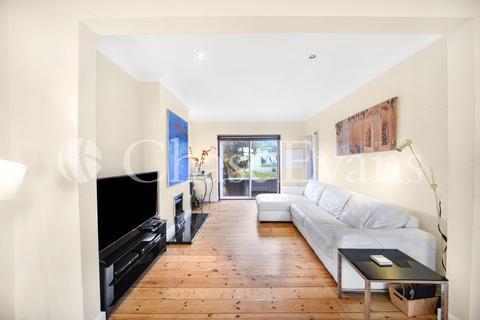 35 Begbie Road, London, SE3 8BY