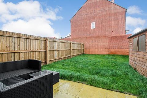 6 Teal Walk, Biddenham, Bedford, MK40 4UD