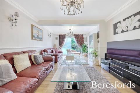 28 Front Lane, Upminster, RM14 3YD