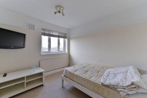 3 bedroom flat for sale - Tylney Road, Bromley, BR1