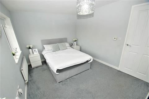 3 bedroom end of terrace house for sale - Harton Court, South Shields