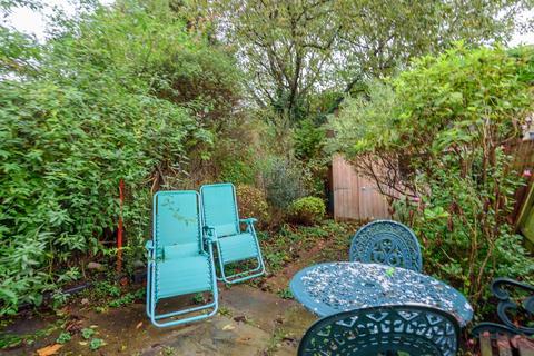 199 John Ruskin Street, London, SE5 0PT