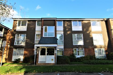 2 bedroom apartment to rent, Cuffley Court, Hemel Hempstead, Hertfordshire, HP2 7LT