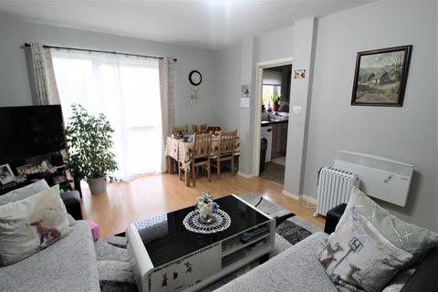 2 bedroom apartment to rent, Cuffley Court, Hemel Hempstead, Hertfordshire, HP2 7LT