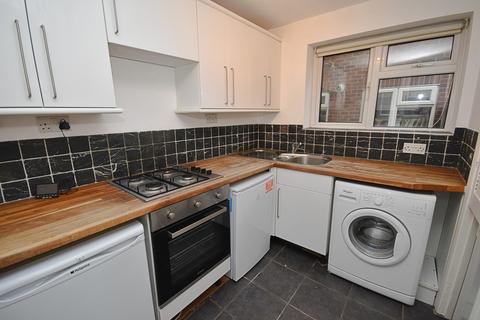 2 bedroom flat for sale - Rookwood Gardens, North Chingford, London. E4 6DY