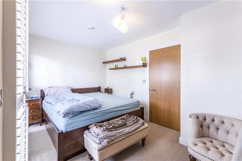 2 bedroom apartment to rent, Silwood Street, London, SE16