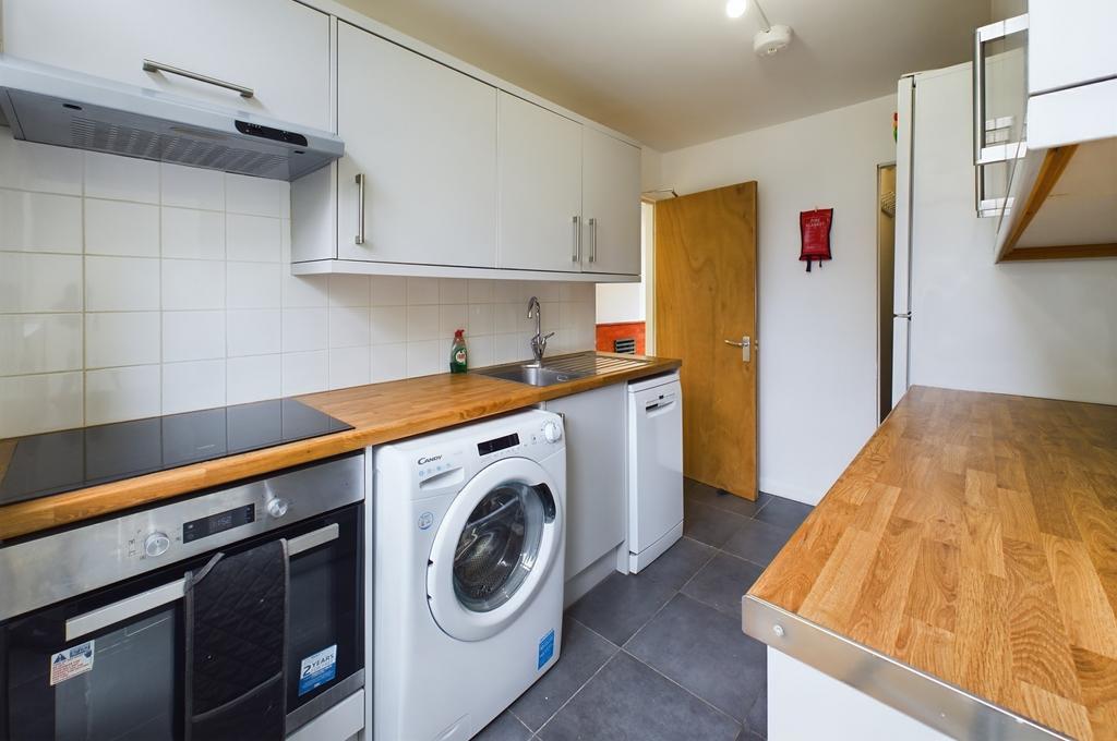 Cam02545 g0 pr0239 still016