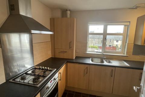 2 bedroom flat to rent, Union Road, Camelon, Falkirk, FK1