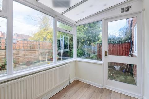 1 bedroom maisonette to rent, Friern Watch Avenue,  North Finchley,  N12