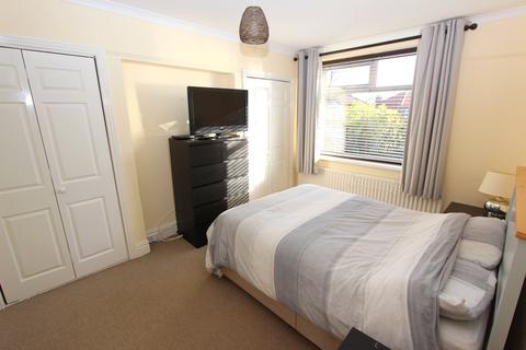 2 bedroom apartment for sale - Closefield Grove, Monkseaton, Whitley Bay, Tyne & Wear, NE25