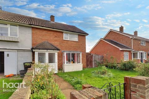 5 Cross Green, Basildon, SS16 5QW