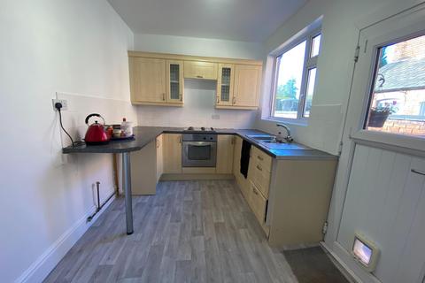 2 bedroom semi-detached house to rent, Crook Lane, Winsford, CW7