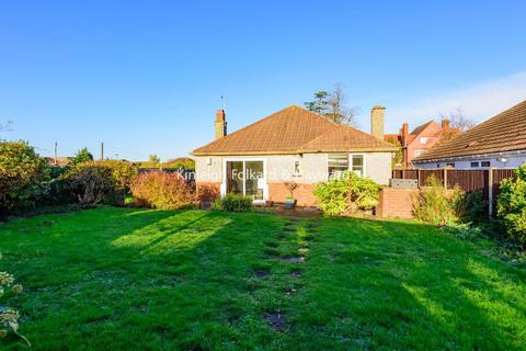 222 Hawes Lane, West Wickham, BR4 9AF