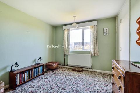222 Hawes Lane, West Wickham, BR4 9AF