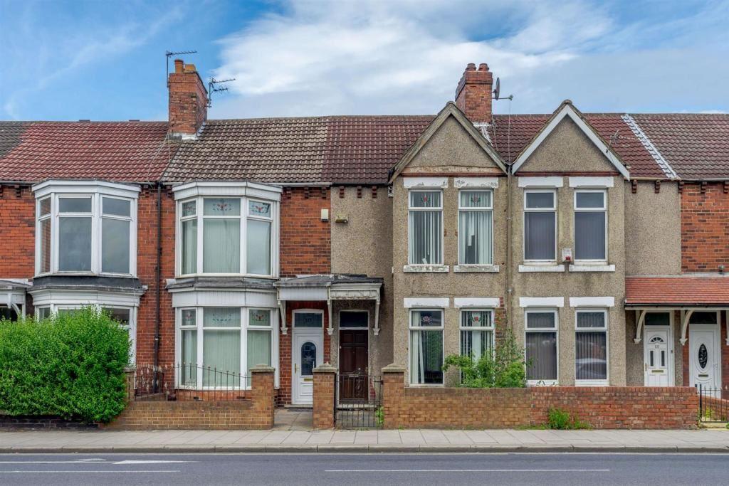 Kings Road, North Ormesby... 3 bed terraced house £50,000