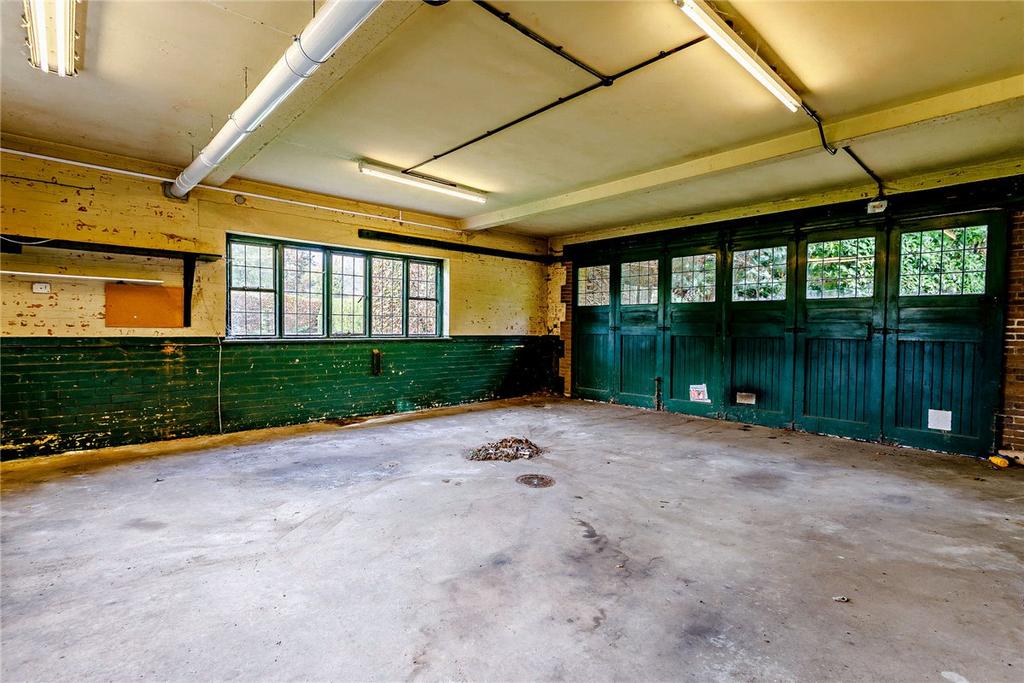 Integral Garage