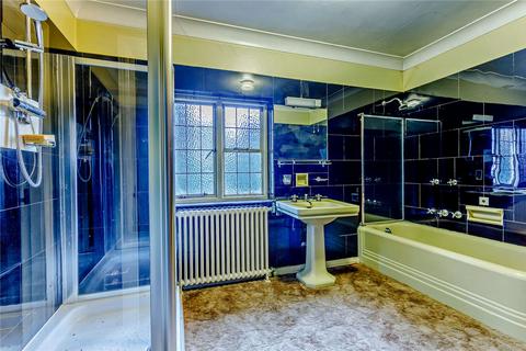 220 Thorpe Road, Peterborough, PE3 6LW