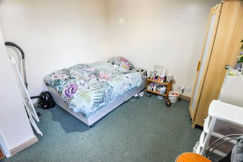 1 bedroom flat for sale, Hathersage Road, Manchester, Greater Manchester, M13