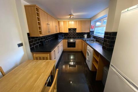 6 bedroom terraced house to rent, Furness Road, Manchester, Greater Manchester, M14