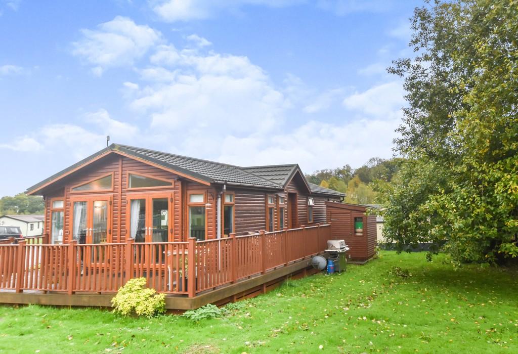 Warren Lodge Estate,. Woodham Walter, Danbury 2 bed detached bungalow £230,000