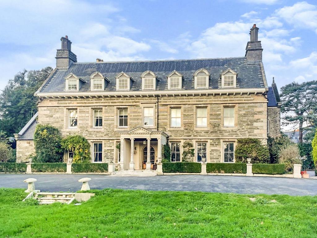 31 Conqueror Drive Plymouth PL5 9 Bed Country House For Sale 1 500 000 31-conqueror-drive-plymouth-pl5-9-bed-country-house-for-sale-1-500-000