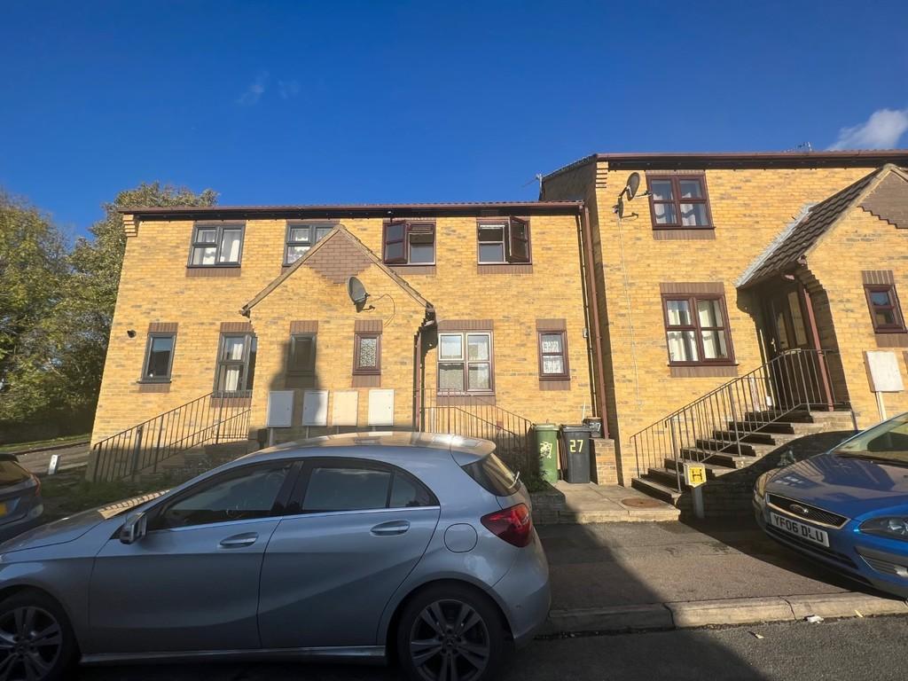 Church Street, Maidstone 2 bed terraced house £1,000 pcm (£231 pw)
