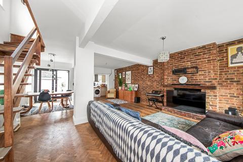 22 Begbie Road, London, SE3 8DA