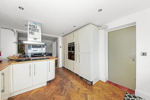 22 Begbie Road, London, SE3 8DA