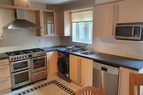 6 bedroom townhouse to rent, Fleming Way, Exeter
