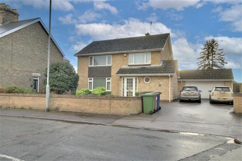 3 bedroom detached house for sale - High Street, Chatteris