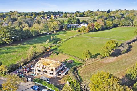 4 bedroom detached house for sale - Walden House Road, Great Totham, CM9 8PN