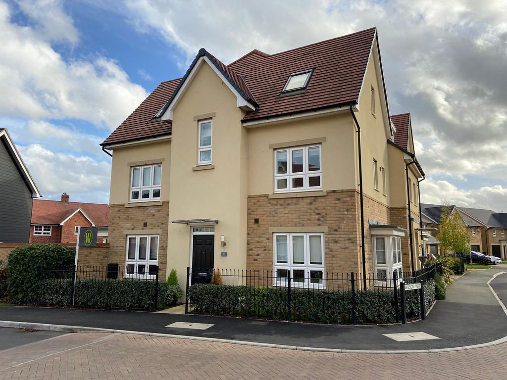 Knights Way, St. Ives 4 bed semidetached house £425,000
