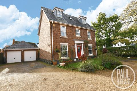 6 bedroom detached house for sale - Monarch Way, Carlton Colville, Suffolk