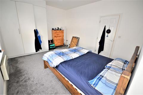 2 bedroom flat to rent, Wimborne Road, Winton, Bournemouth