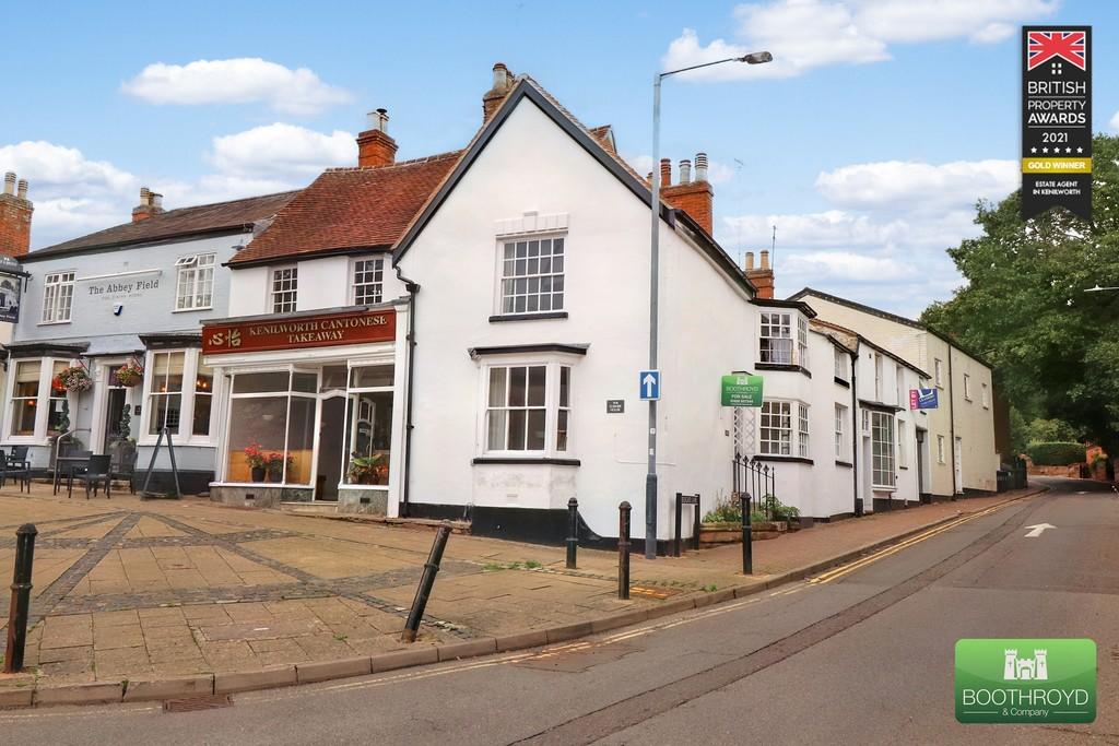 High Street, Kenilworth 3 bed end of terrace house £1,250 pcm (£288 pw)