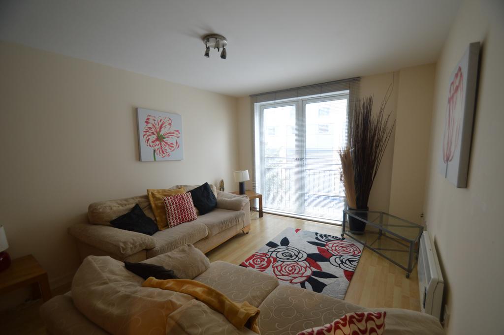 Lounge 2