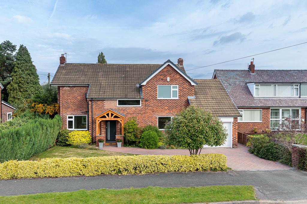 Brooklands Drive, Goostrey 4 bed detached house £2,750 pcm (£635 pw)