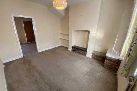 2 bedroom terraced house to rent, Albany Street, York