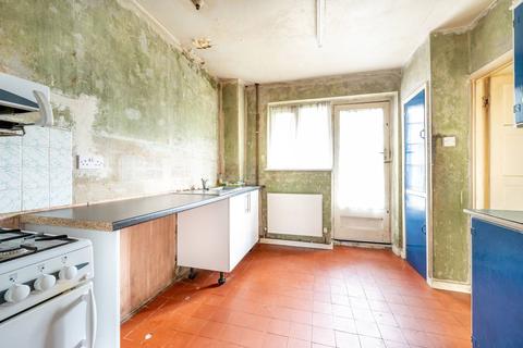 143 Murchison Road, London, E10 6LY