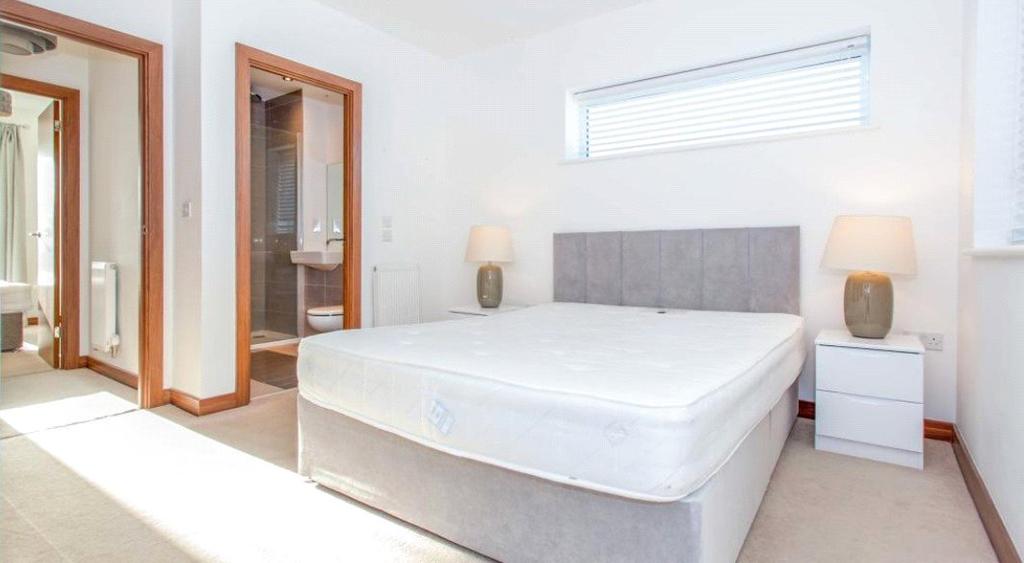 Flamsteed Close, Cambridge, CB1 2 bed £2,600 pcm (£600 pw)