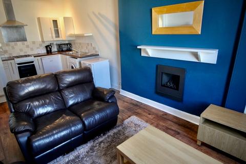 2 bedroom flat to rent - Dalgety Road, Meadowbank, Edinburgh, EH7