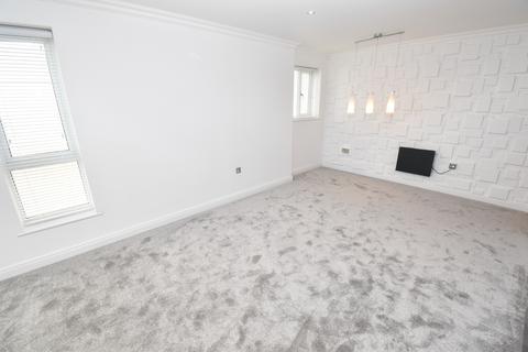 2 bedroom apartment for sale - Marple Close,Blackpool,FY4 1TF