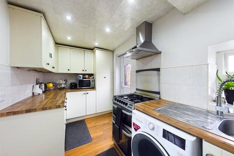 276 Cemetery Road, Bradford, BD7 2PY
