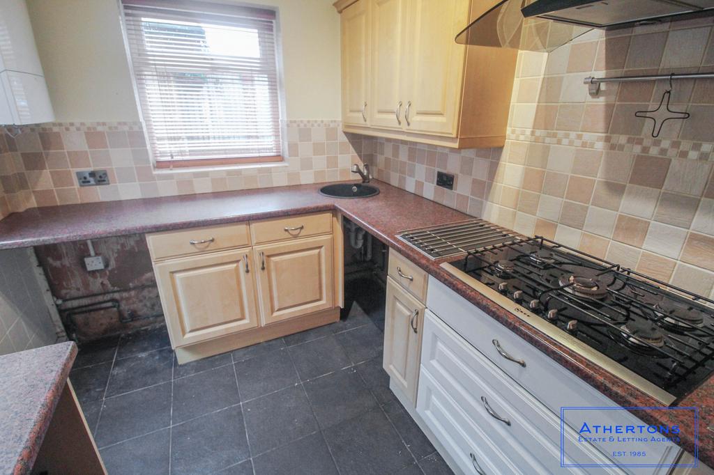 Parley Road, Bournemouth, Dorset, BH9 3 bed detached house £325,000